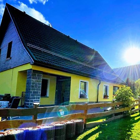 Tolles Ferienhaus In Kurort Oberwiesenthal Mit Garten Und Grill Exterior photo
