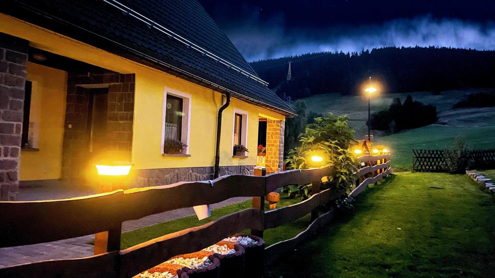 Tolles Ferienhaus In Kurort Oberwiesenthal Mit Garten Und Grill Exterior photo